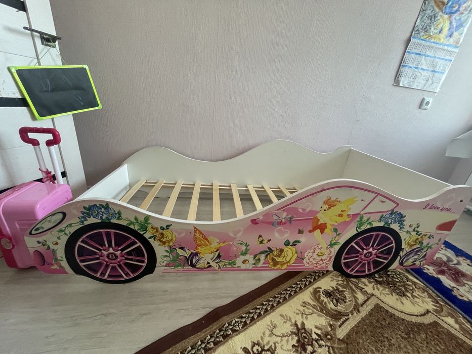 Детские кровати-машинки