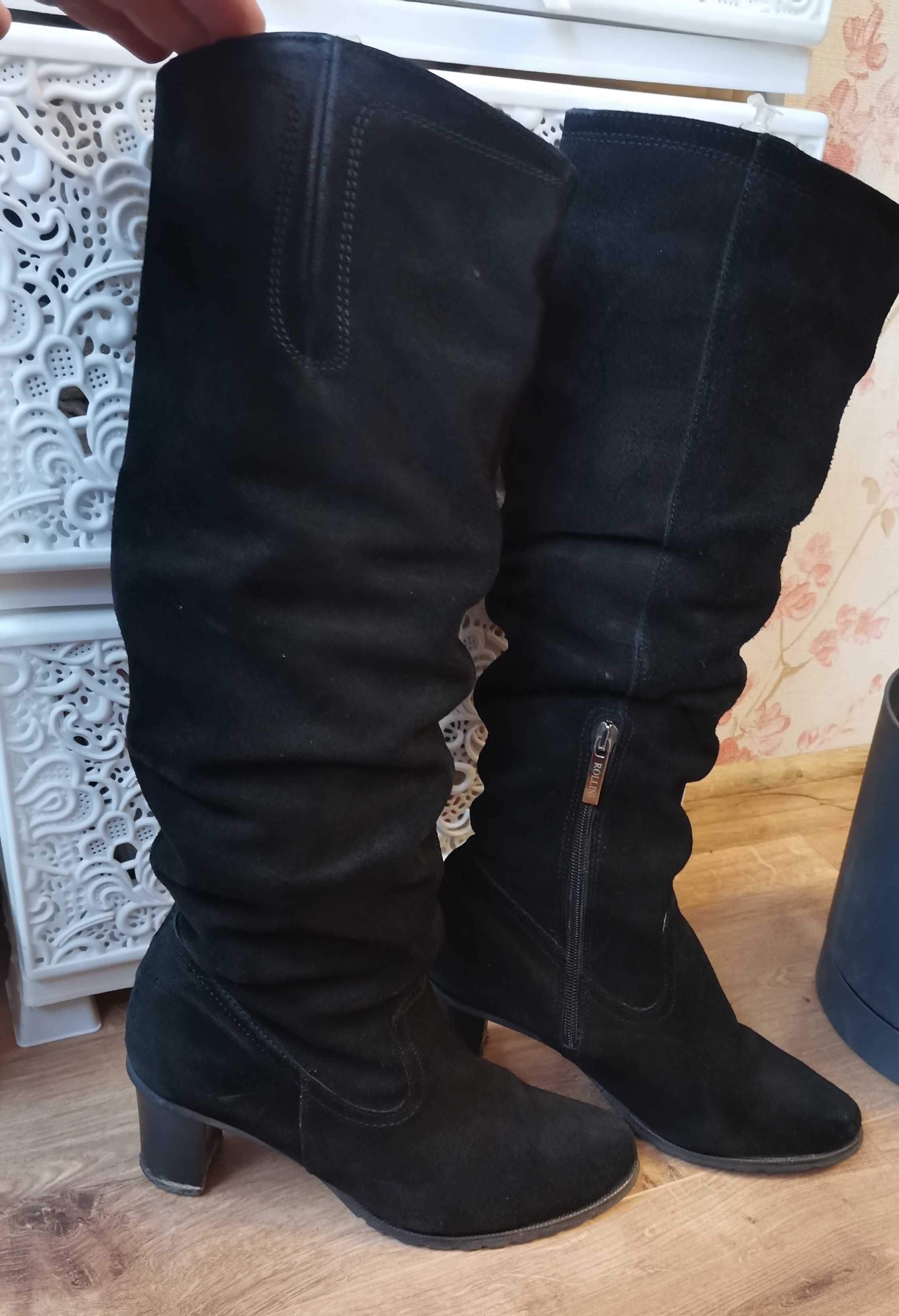 Дамски велурени ботуши