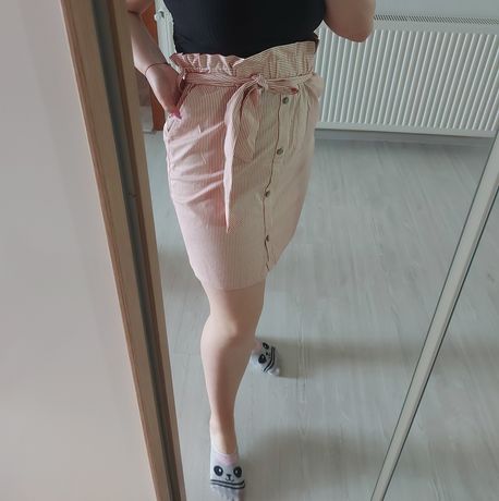 Нова пола с джобове