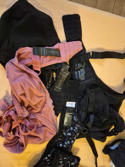 Дрехи за бременни и кърмене