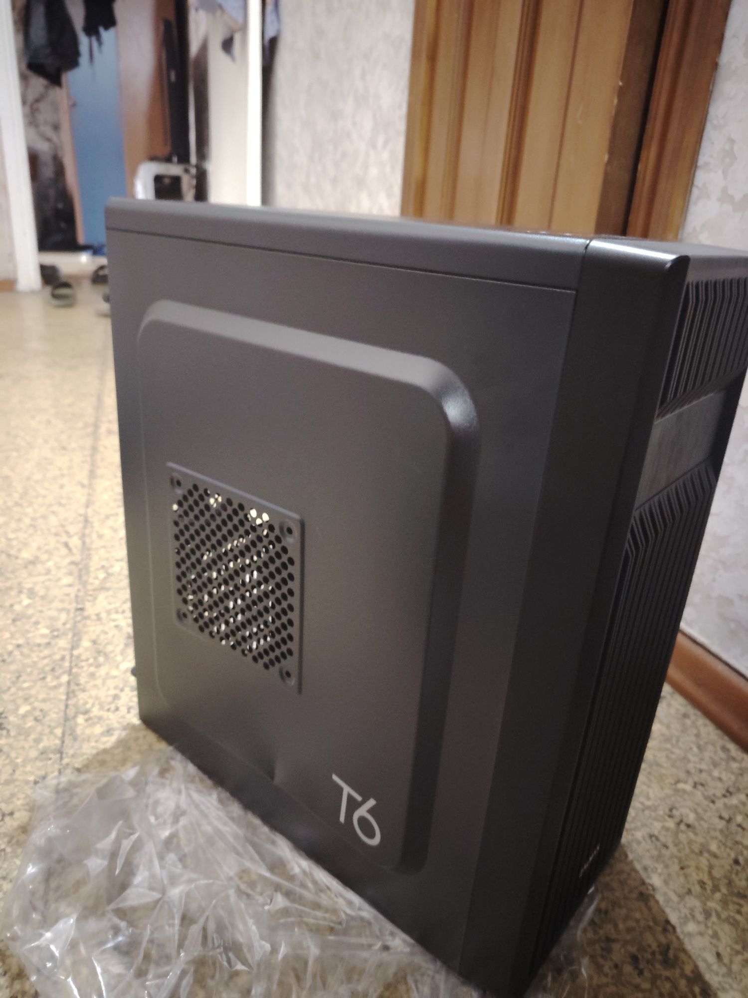 Корпус HuntKey HK360 и Корпус Zalman T6, черный, Midi Tower