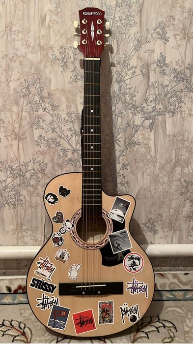 гитара Ronny Wood