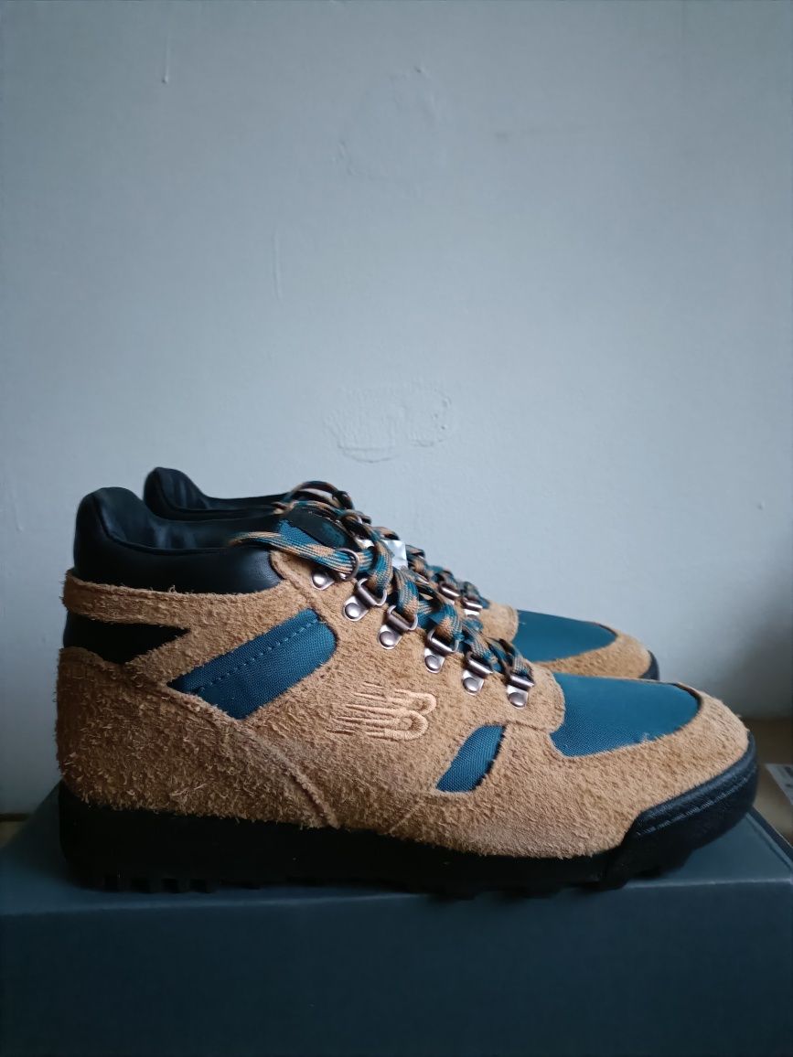 Зимни обувки New Balance номер 44