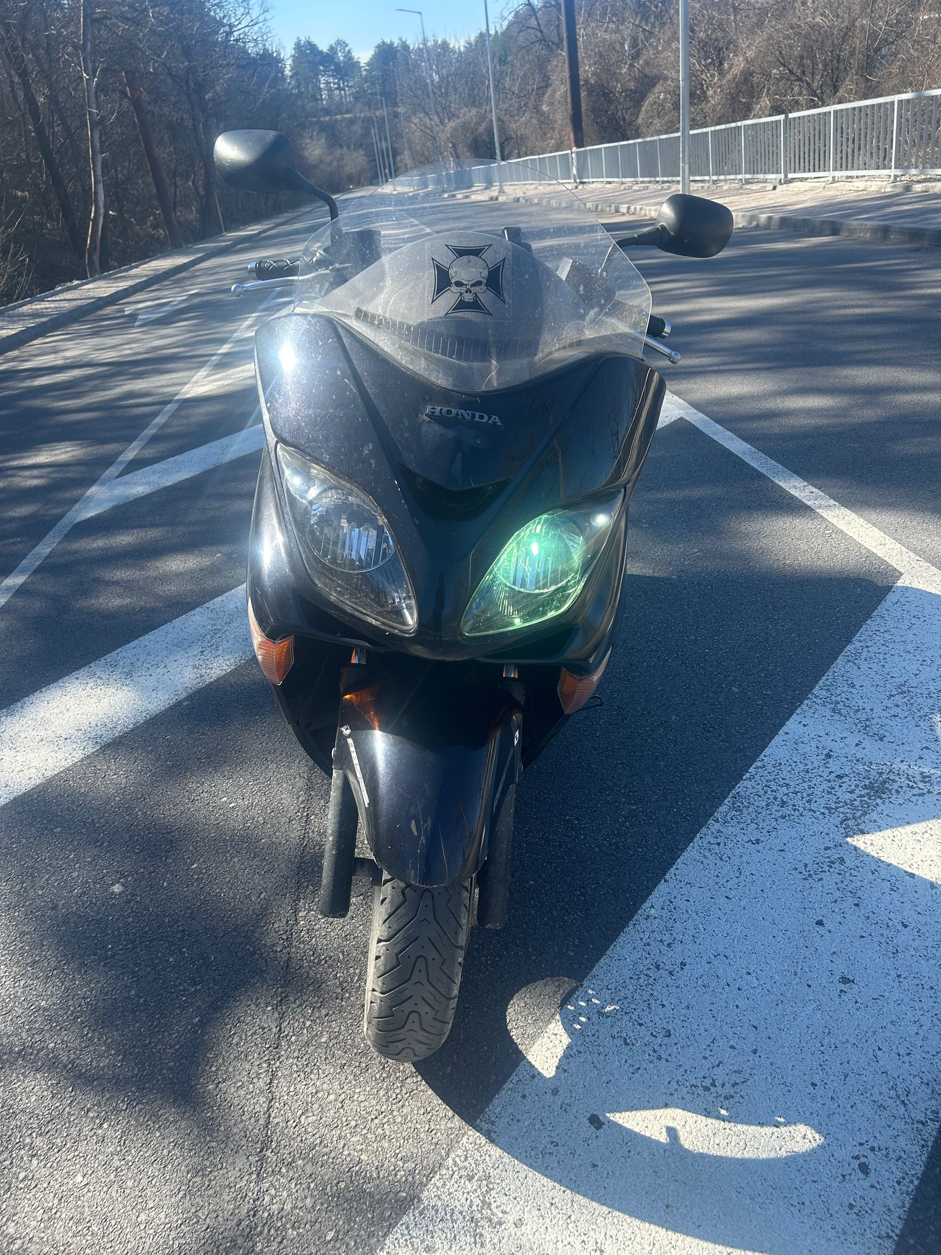 Honda Forza 250 keyles