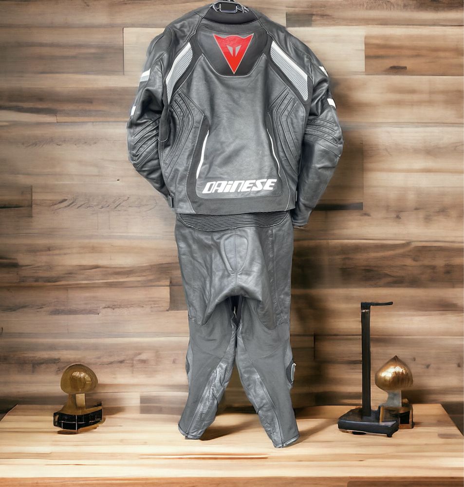 Оригинален Мото Екип 2 части и ботуши Dainese