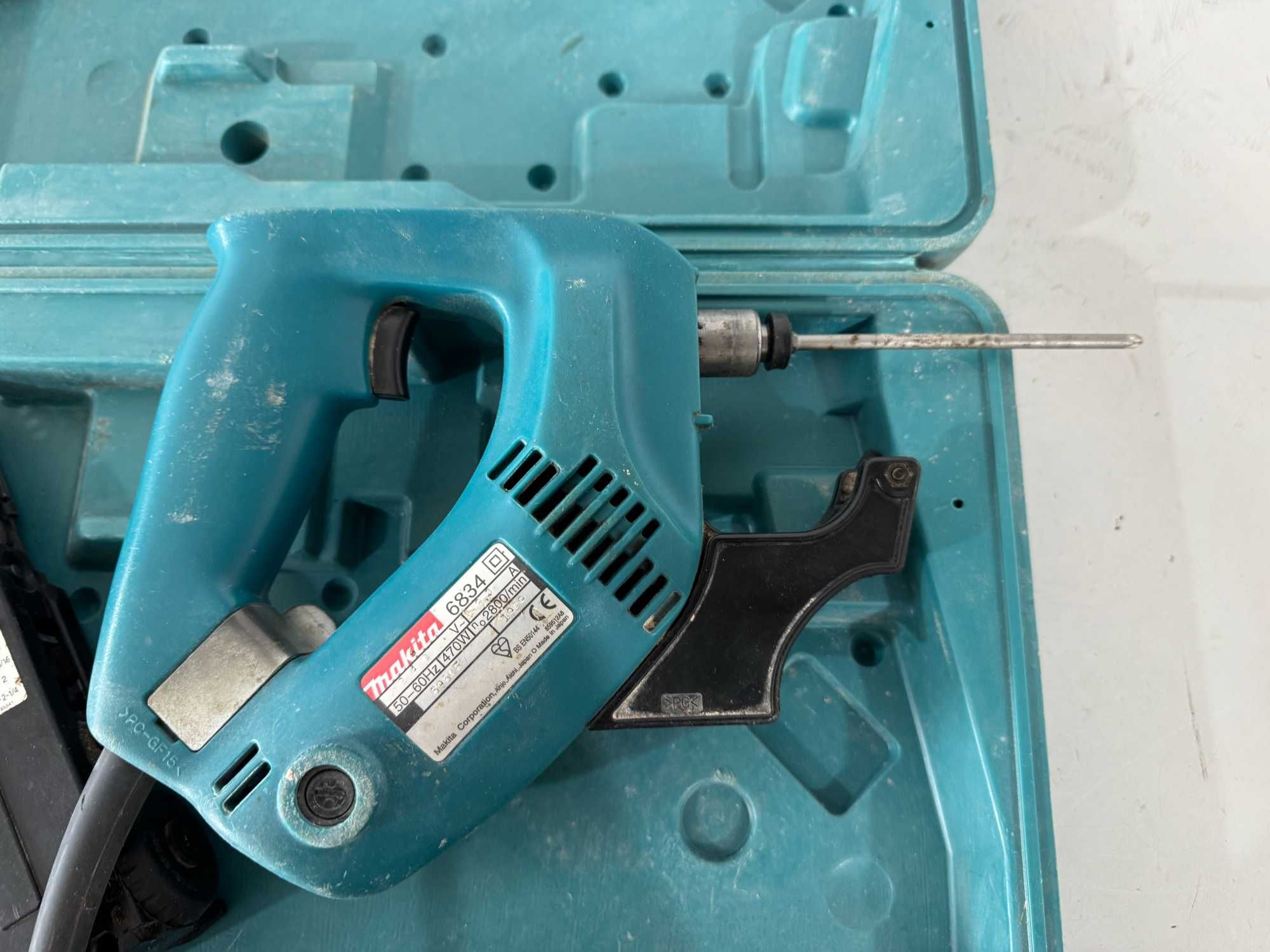 Винтоверт за гипсокартон - Makita 470 W
