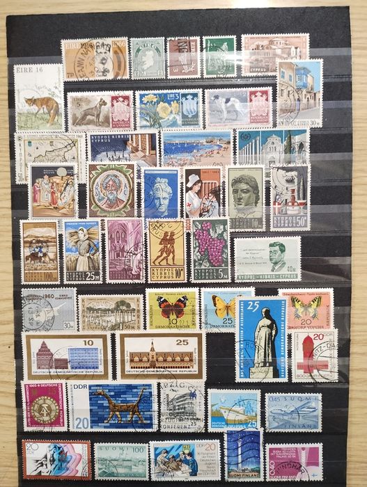 Пощенски марки 463 броя