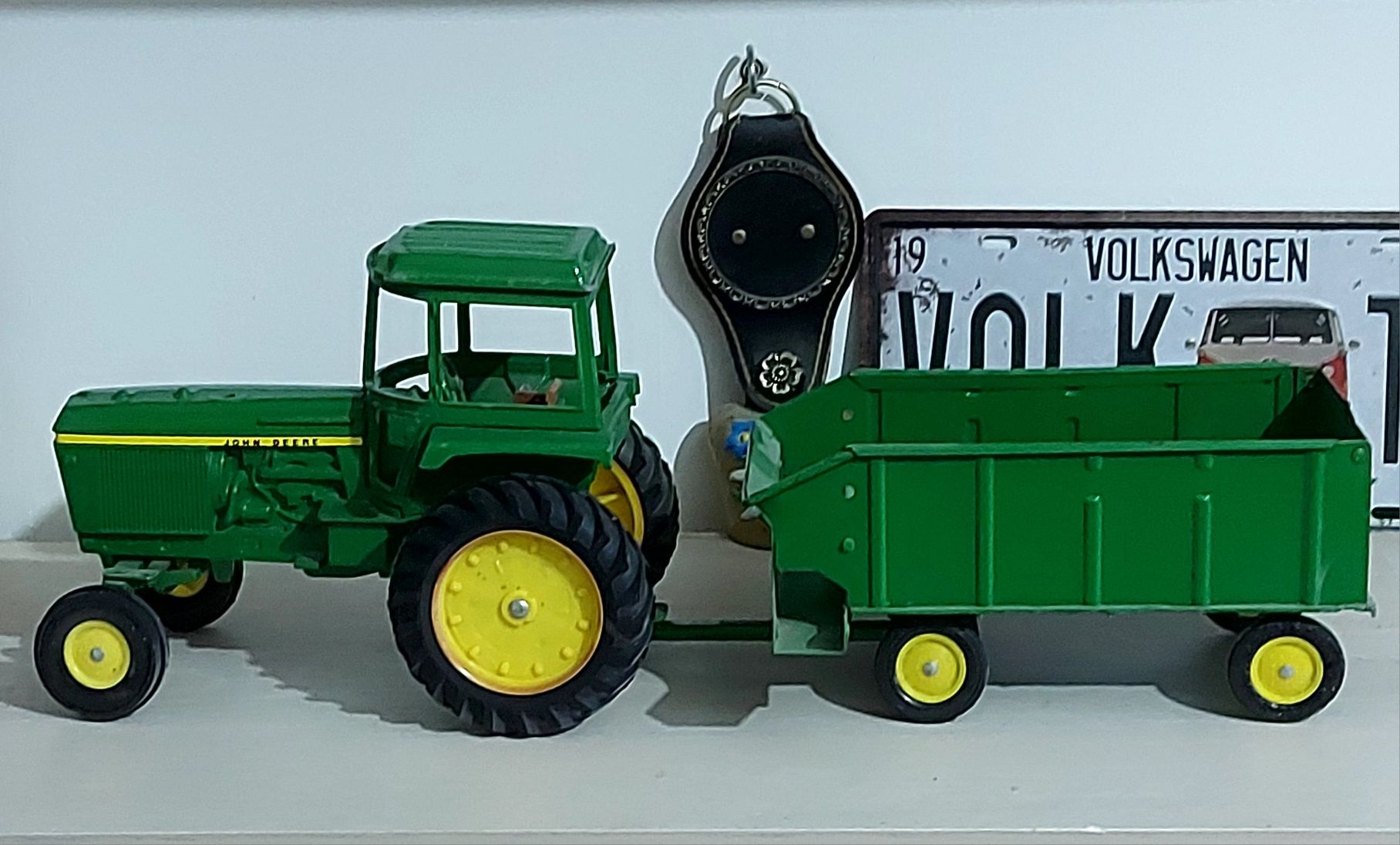 Tractor cu remorcă de colecție ERTL
