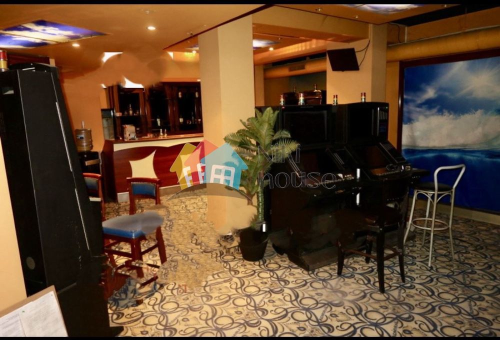 Дава се под наем Заведение в Варна, Левски - 170 кв.м за 1173 € - Снимка #6