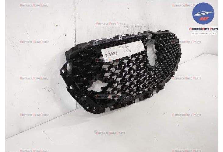 Централна решетка за радиатор оригинална Мазда / Mazda CX-30 1 DM , ,