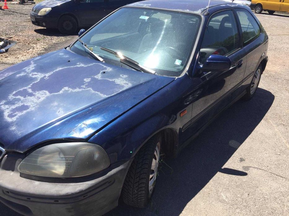 Honda civic 98 г. на части