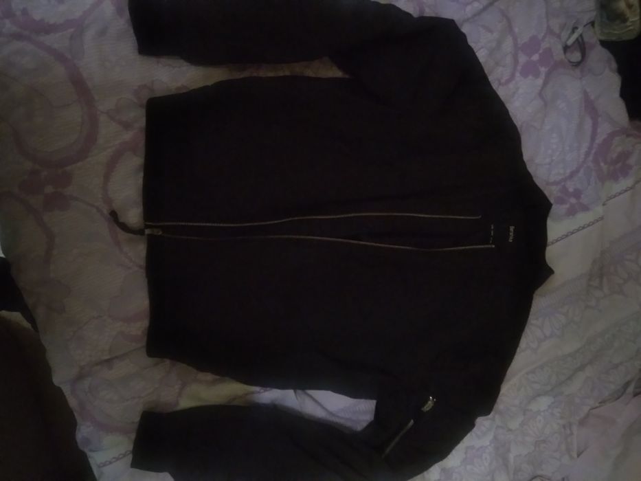 Куртка ветровка дождевик bershka состояние отличное размер 48