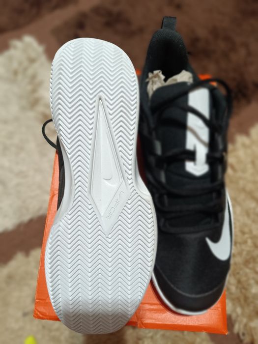 Adidași nike vapor