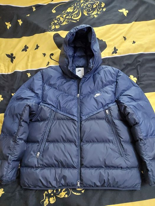 Geaca Nike marimea XXL