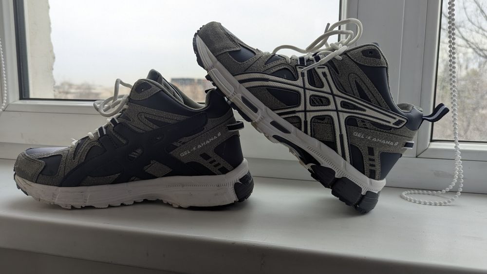 Кроссовки с мехом новые