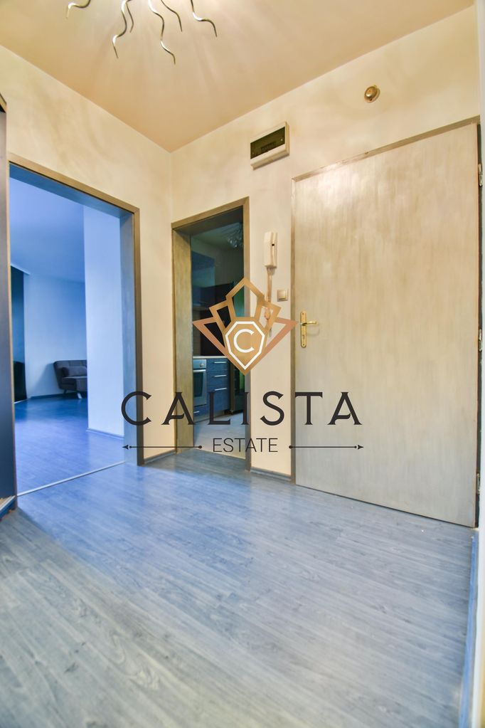 Дава се под наем Двустаен апартамент в София, Лозенец - 70 кв.м за 625 € - Снимка #9