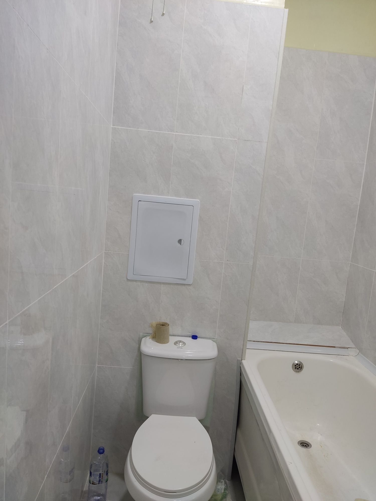 Kvartira sotiladi. 42.2 M2. Yashnobod. Izzat ko'cha. Novastroyka