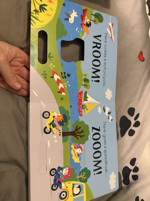 Carte cu sunete si panouri glisante "Vroom!", Usborne