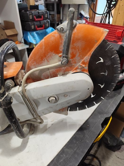 Машина за рязане Щил Stihl TS 420