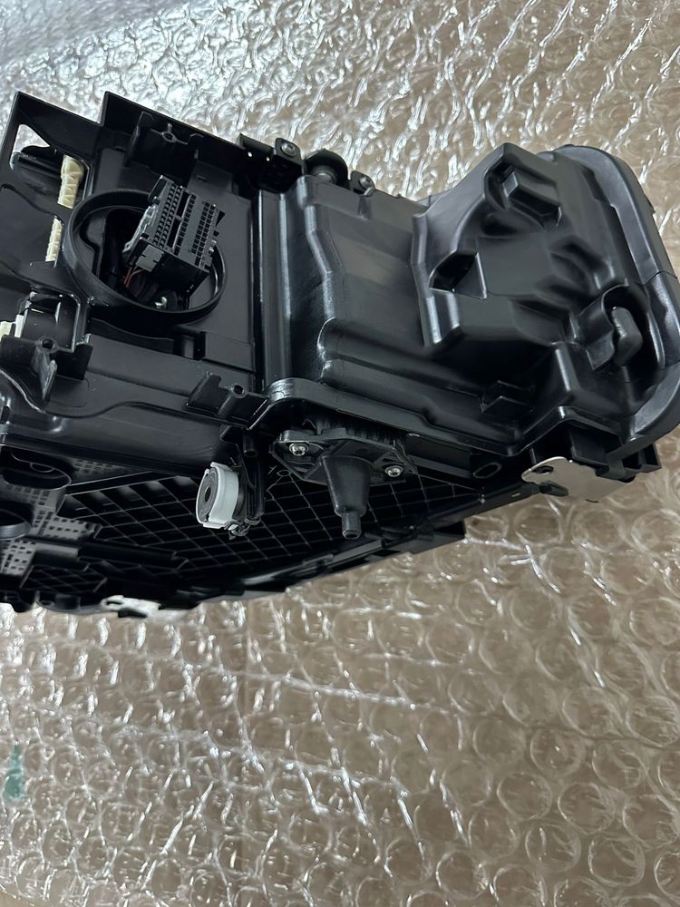 ляв фар за bmw 5 g30 g31