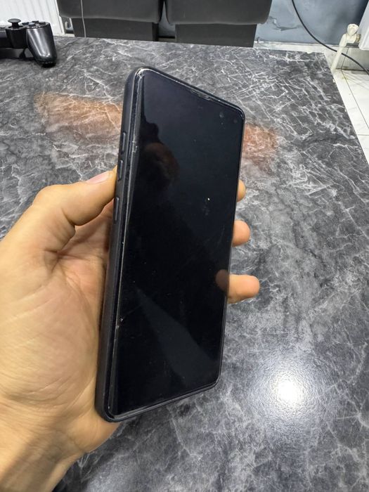 Samsung S10 5G xolati yaxshi