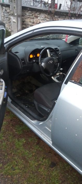 Vand Toyota Corolla ,an 2007, stare buna de functionare