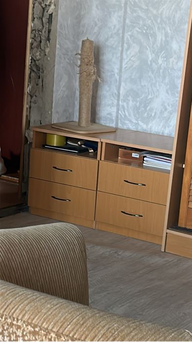 Тумба в гостинеую