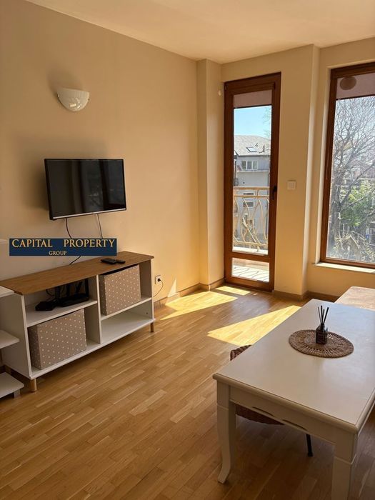 Дава се под наем Двустаен апартамент в Варна, Гръцка махала - 55 кв.м за 620 € - Снимка #2