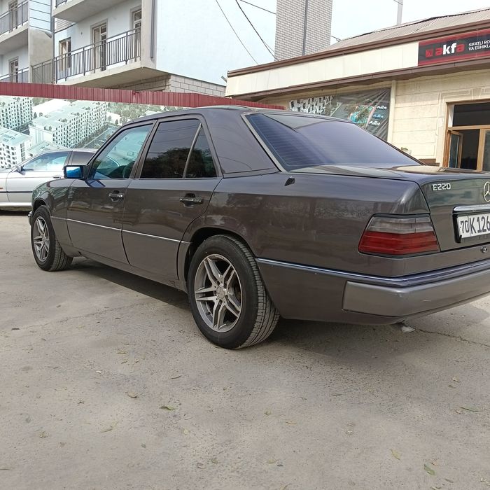 W124 yaxshi xolatda