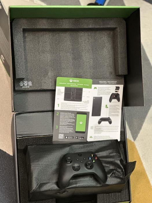 Game console XBOX SERIES X 1TB