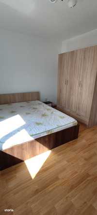 Inchiriez/Vand apartament de 3 camere pe Bulevardul Saturn 1