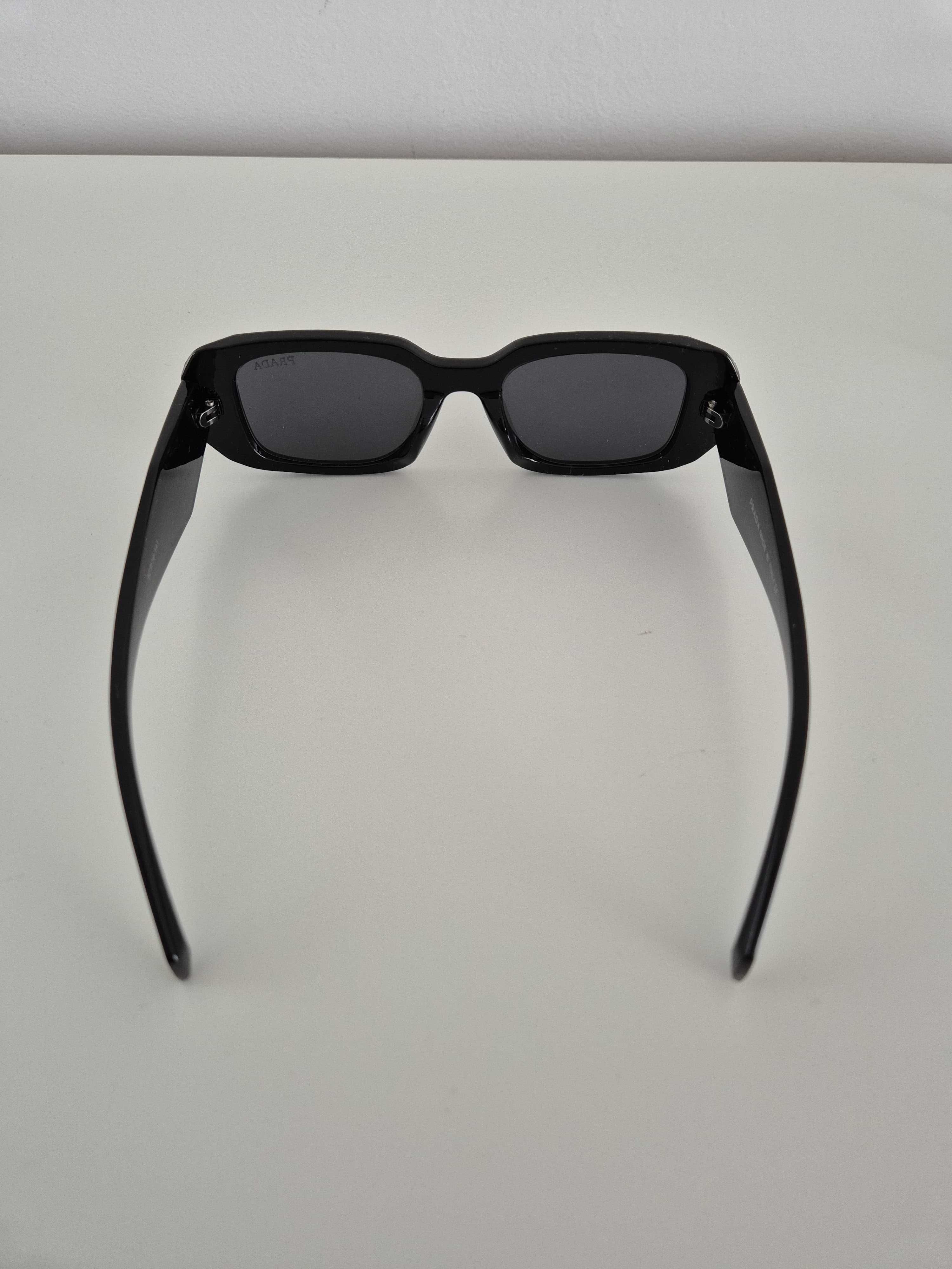 Ochelari de soare Prada Alb/Negru