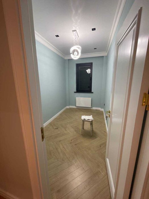 ПРОДАЕТСЯ 4/5/9 92м2 на: Дархан