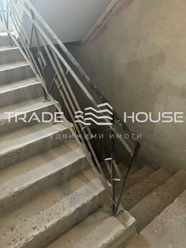 Продава се Къща в Пловдив, Център - 110 кв.м за 1328 €/кв.м - Снимка #8