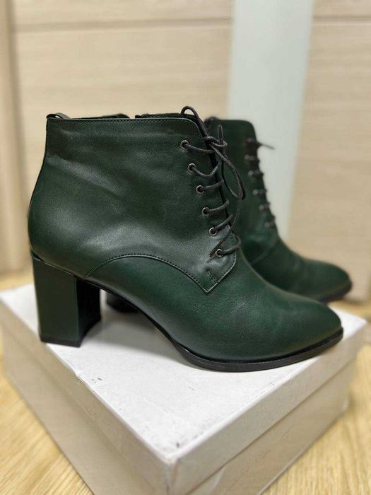 Женская обувь сапоги