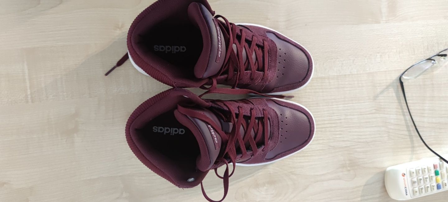 Дамски кецове Adidas Hoops 3.0 Mid Winter