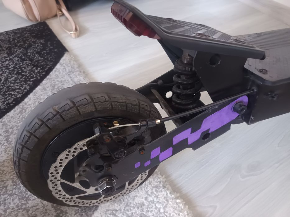 Vând kukirin G2 aproape nou