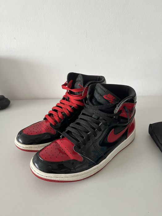 Vand Air Jordan 1 high patent bred