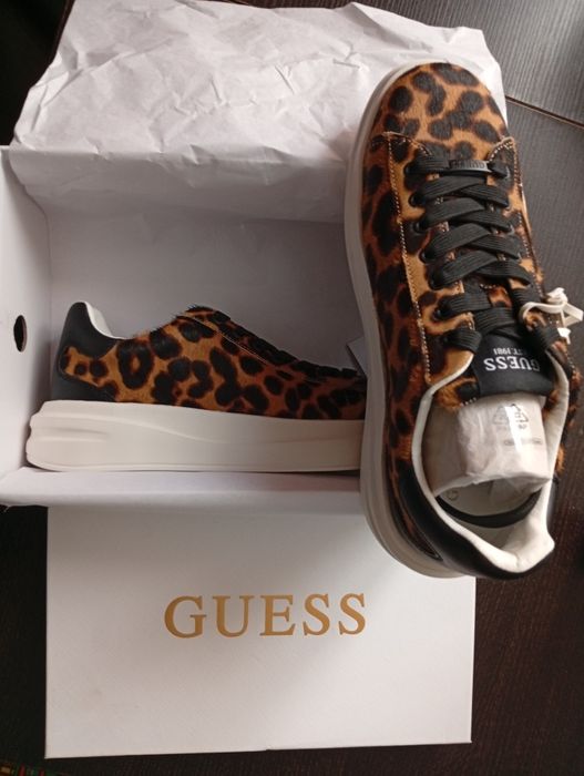 Adidas femei Guess originali