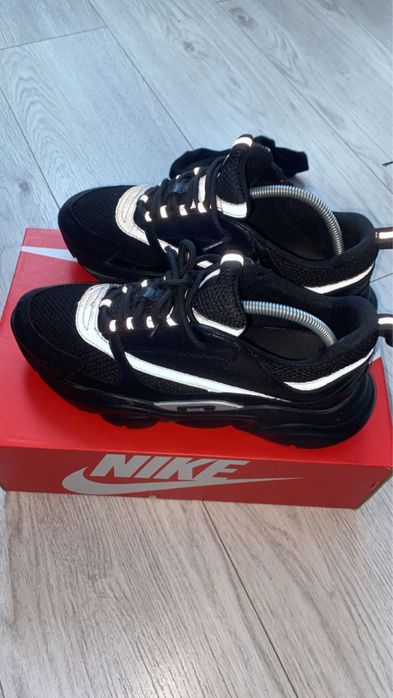 dior b22 nr42 ca noi