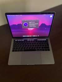 MacBook Pro 2018 256gb 8gb i5