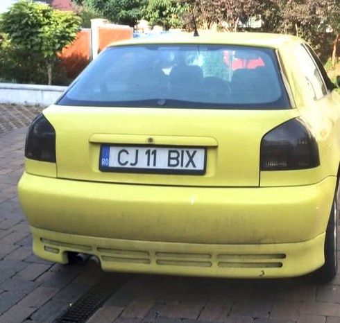 Vând sau schimb cu scule bara spate audi a 3 8 l