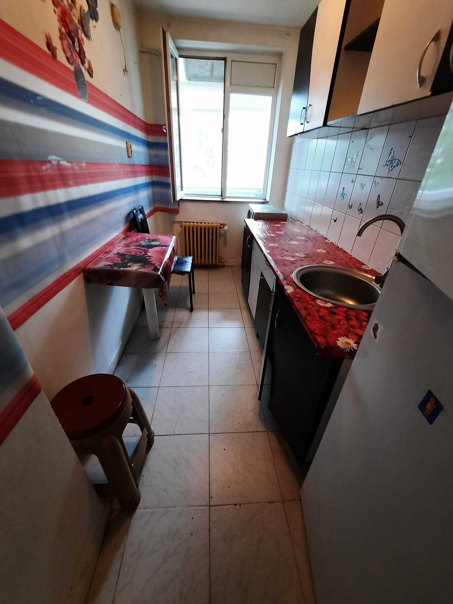 apartament  cu autorulota semintegrala