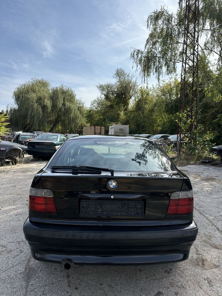 BMW E36 316i m43b19 Compact НА ЧАСТИ