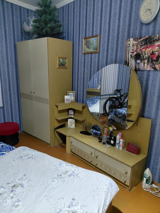 Продаётся спальный гарнитур