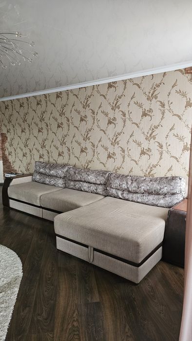 Продам диван с атаманкой