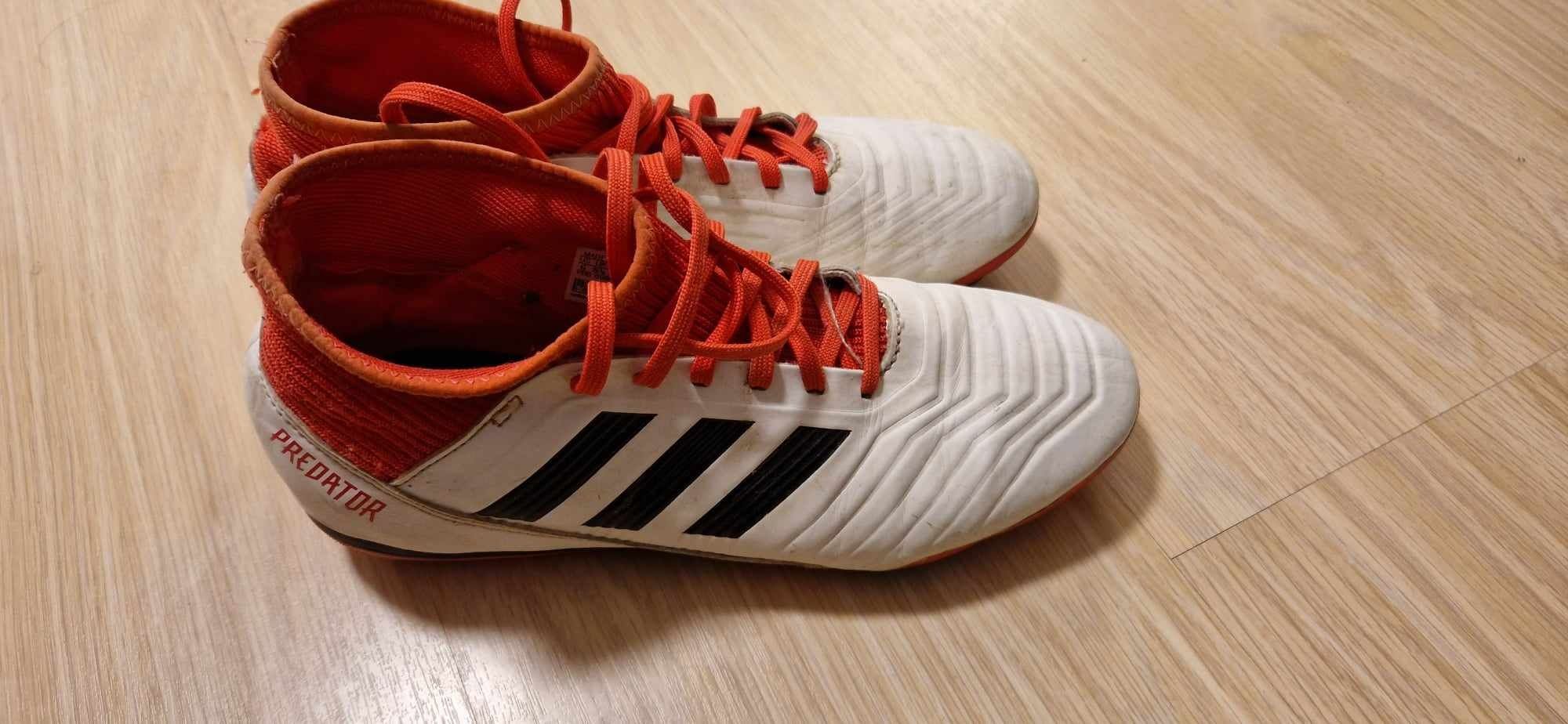 ADIDAS.   Бутонки