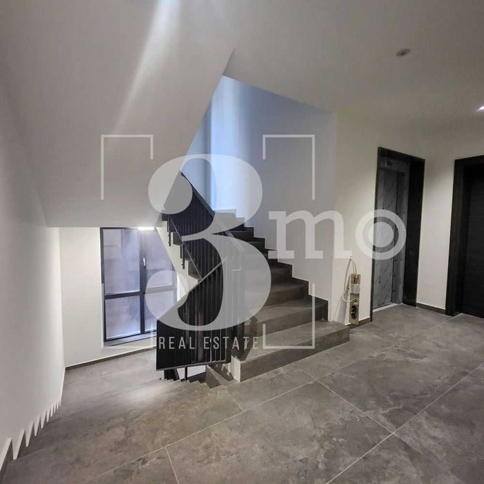 Продава се Тристаен апартамент в София, Дружба 2 - 125 кв.м за 1880 €/кв.м - Снимка #5