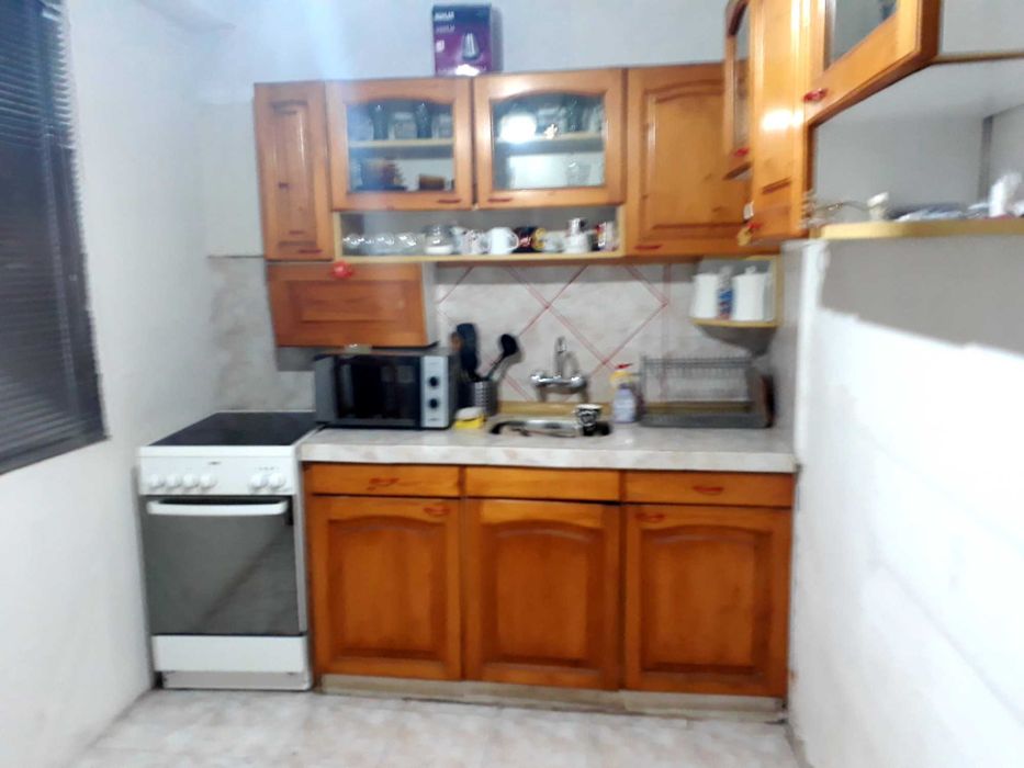 Продава имот на Сторгозия