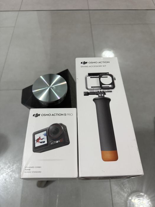 Pachet camera DJI Osmo Action 5 Pro + Diving Kit • NOI / SIGILATE •